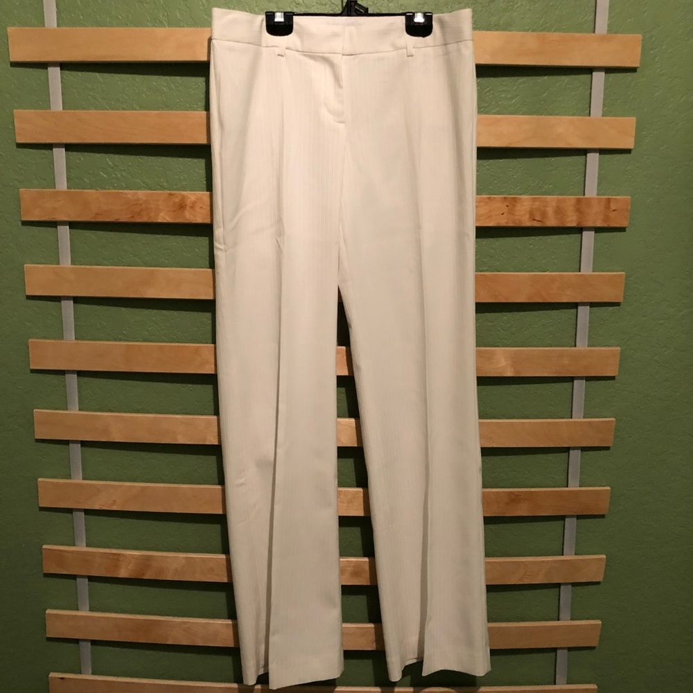 Express Design Studio White Editor Pants 🔵